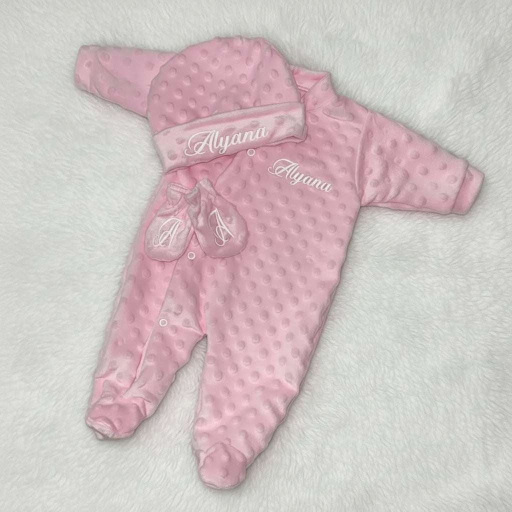 Coffret bébé personnalisé pyjama bonnet moufles cadeau de naissance
